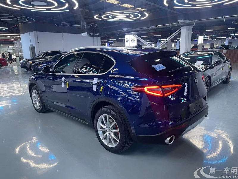 阿尔法罗密欧Stelvio [进口] 2021款 2.0T 自动 280HP豪华版 