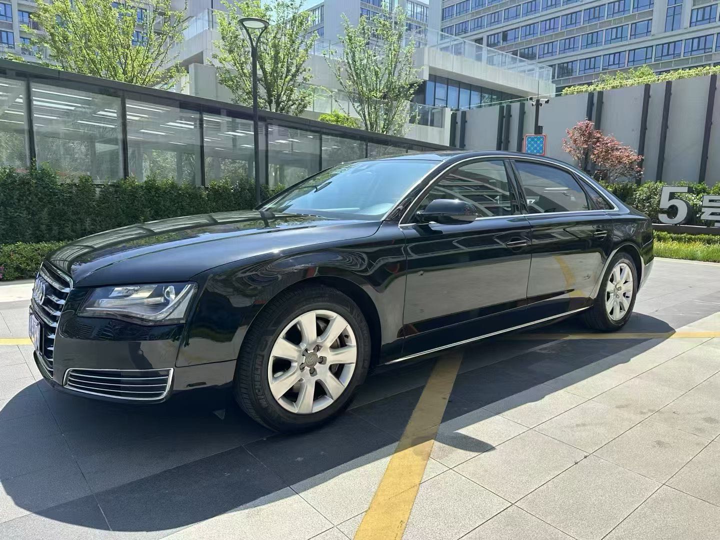 奥迪A8 [进口] 2010款 4.2L 自动 汽油价格0万 