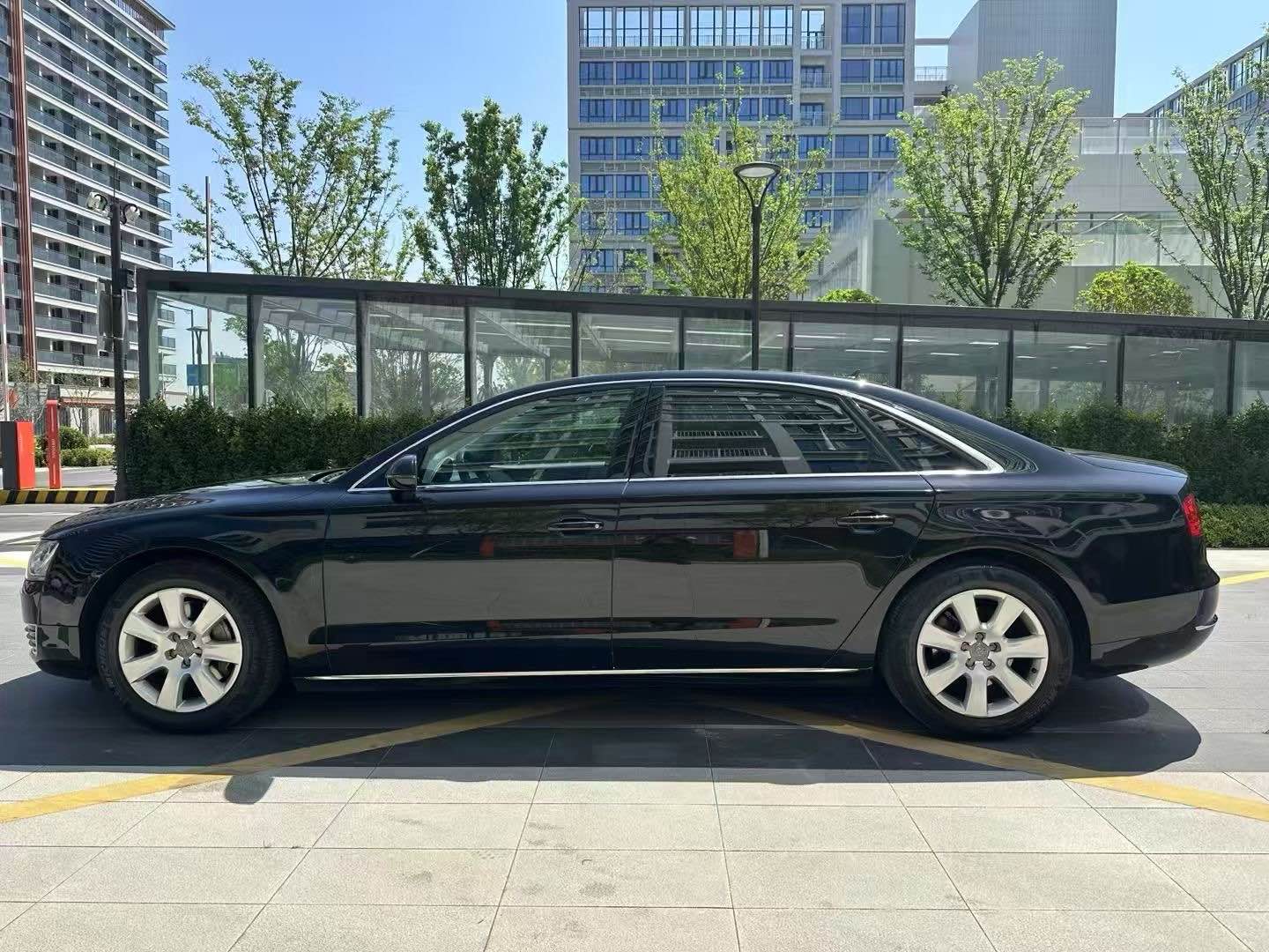 奥迪A8 [进口] 2010款 4.2L 自动 汽油价格0万 
