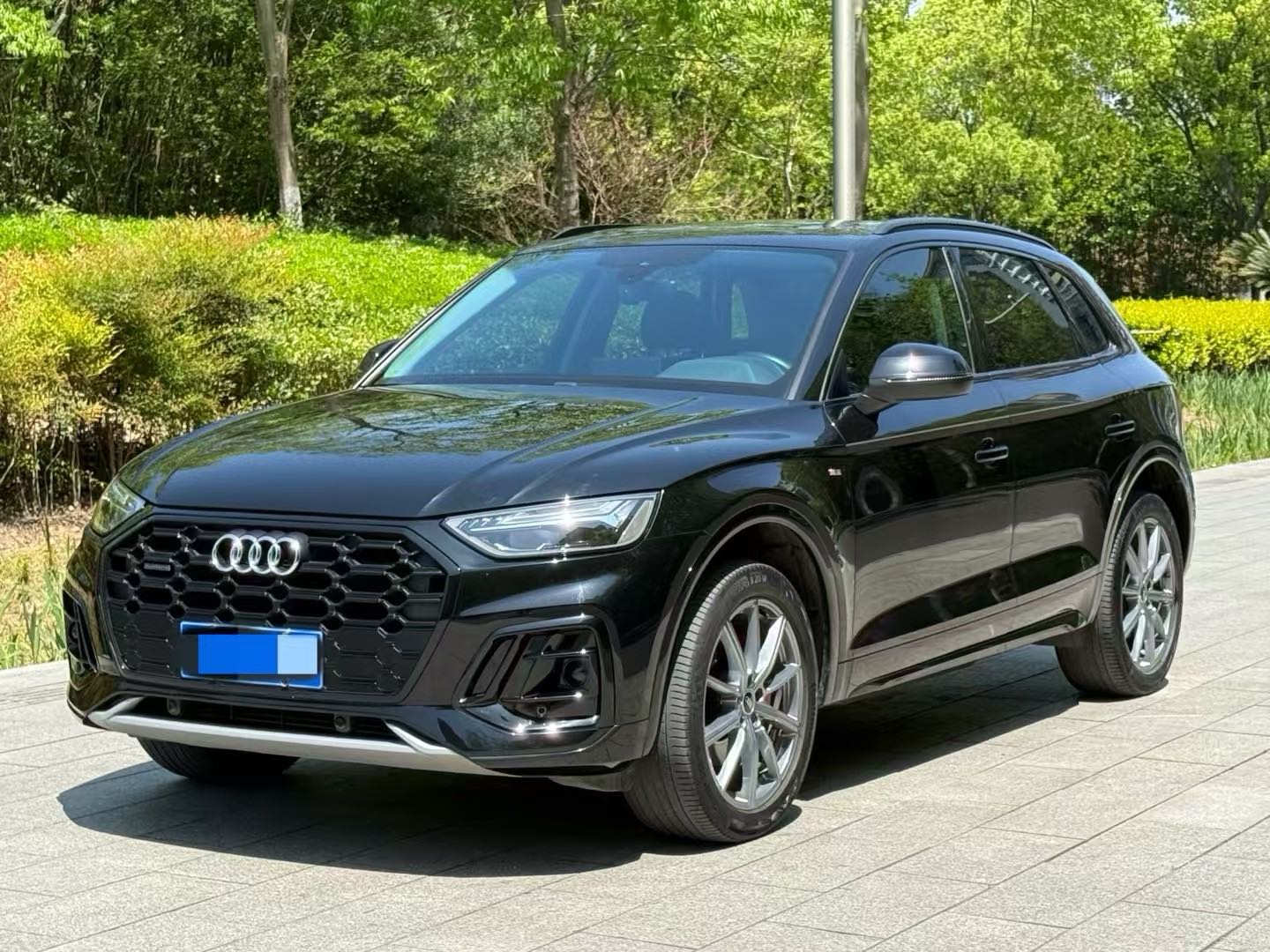 奥迪Q5L 40T 2023款 2.0T 自动 豪华致雅型 价格0万 