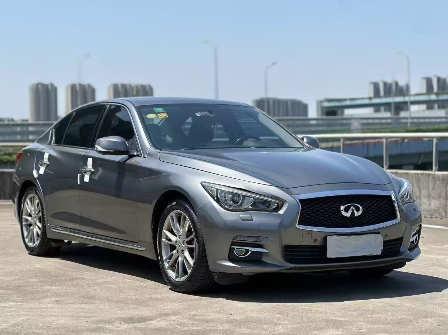 英菲尼迪Q50 [进口] 2014款 3.5L 自动 旗舰版 价格0万 