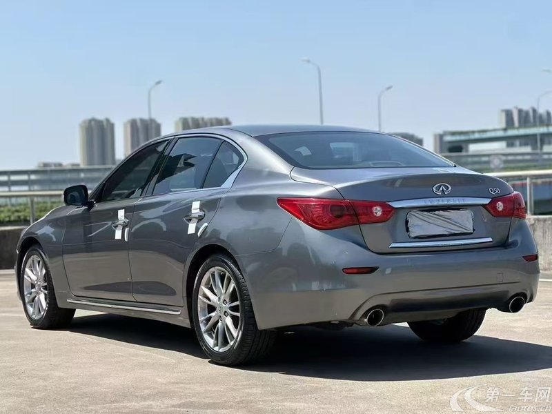 英菲尼迪Q50 [进口] 2014款 3.5L 自动 旗舰版 (欧Ⅴ) 