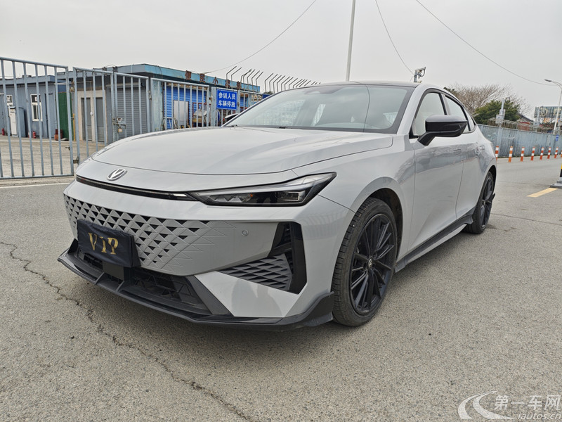 【杭州二手长安UNI-V】长安UNI-V 2023款 1.5T 自动 运动版