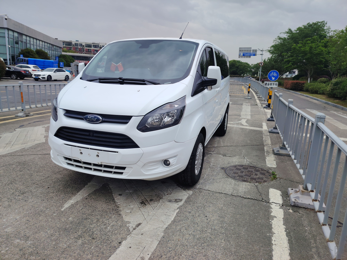 福特全顺 2020款 2.0T 手动 多用途乘用车短轴低顶 价格0万