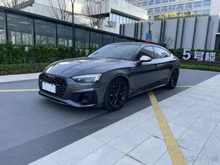 奥迪A5掀背 2.0T 
