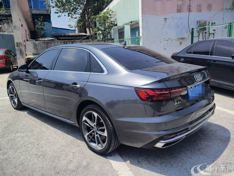 奥迪A4L 2020款 2.0T 自动 时尚致雅型 (国Ⅵ) 