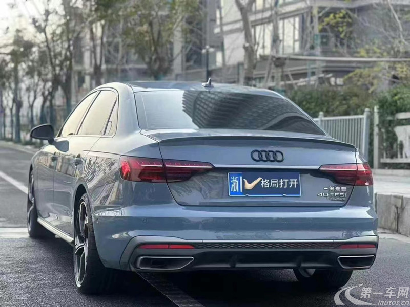 奥迪A4L 2022款 2.0T 自动 quattro-RS套件燃速型 (国Ⅵ) 