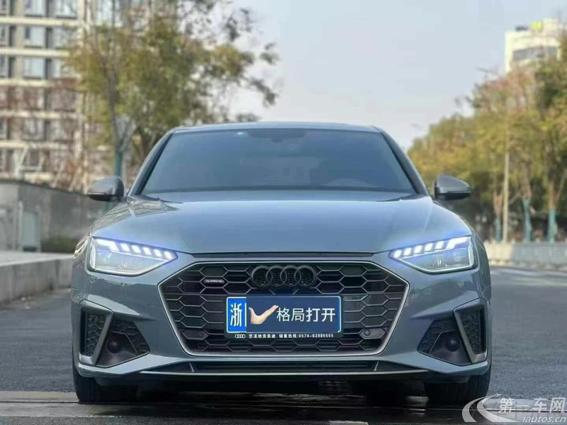 奥迪A4L 2022款 2.0T 自动 quattro-RS套件燃速型 (国Ⅵ) 