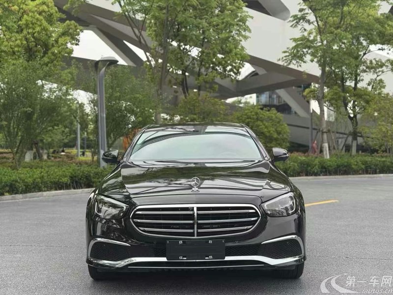 奔驰E级 300L 2022款 2.0T 自动 汽油 豪华型 (国Ⅵ) 