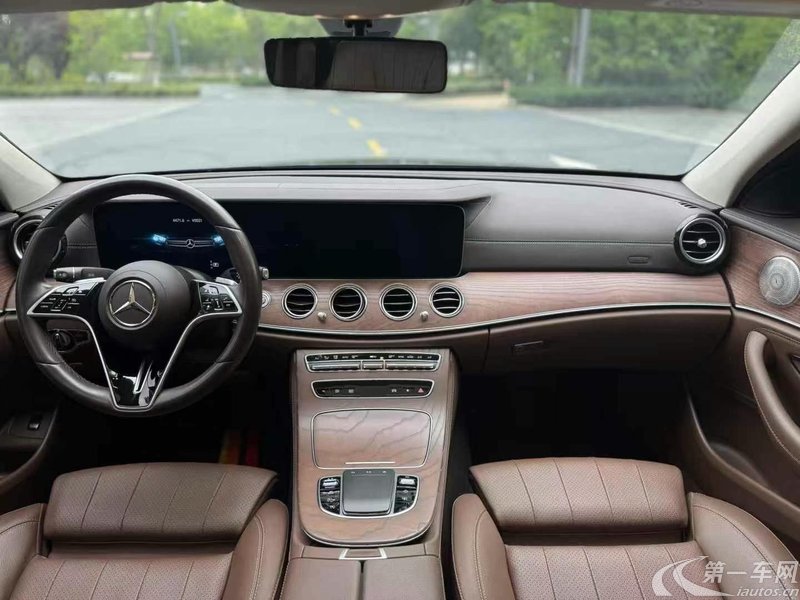 奔驰E级 300L 2022款 2.0T 自动 汽油 豪华型 (国Ⅵ) 