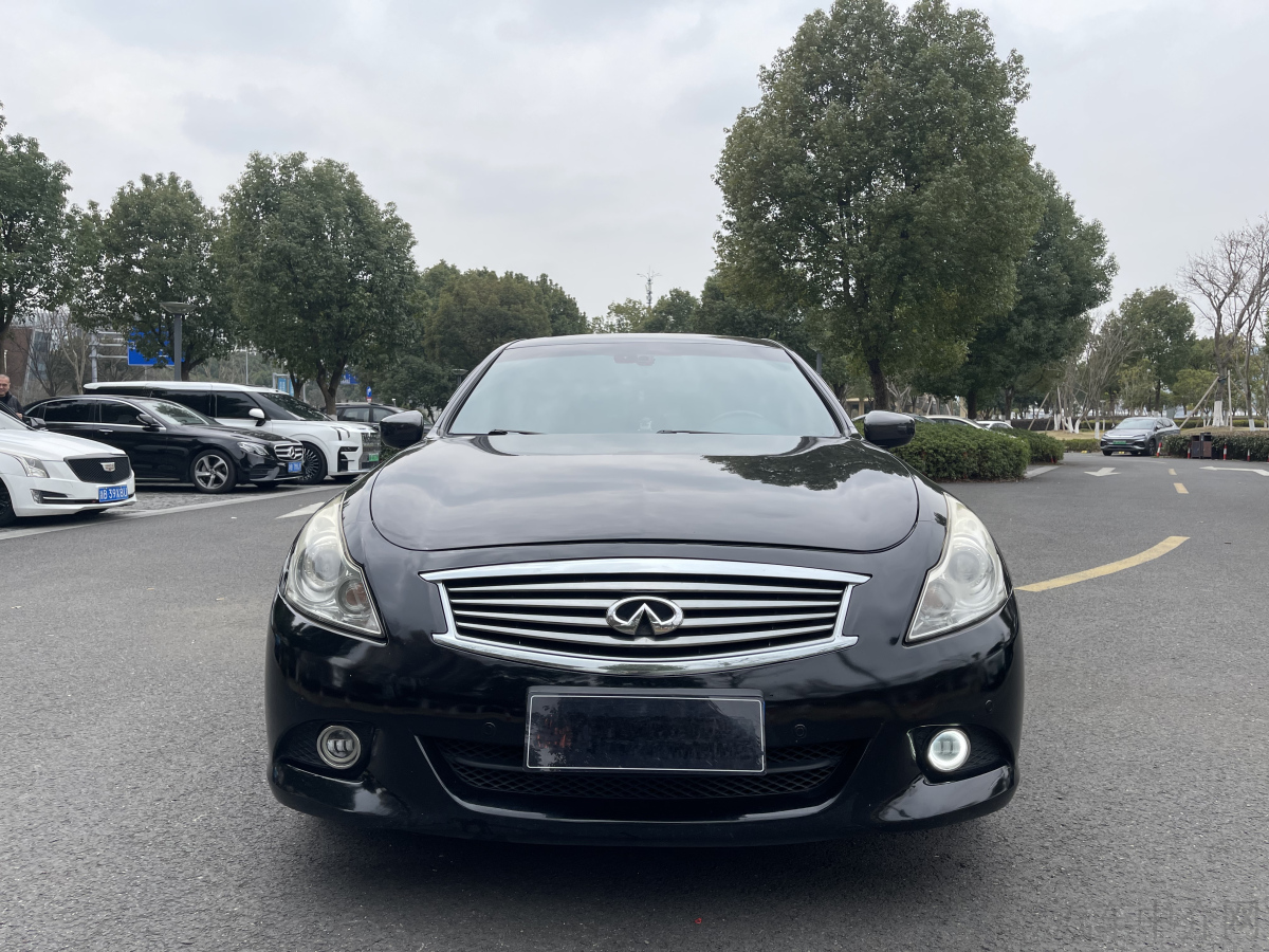 英菲尼迪G 25 [进口] 2013款 2.5L 自动 运动版价格0万 