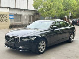 沃尔沃S90 T4 2.0T 自动 智逸版 