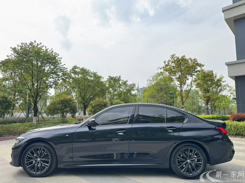 宝马3系 325Li 2022款 2.0T 自动 汽油 M运动曜夜套装 (国Ⅵ) 