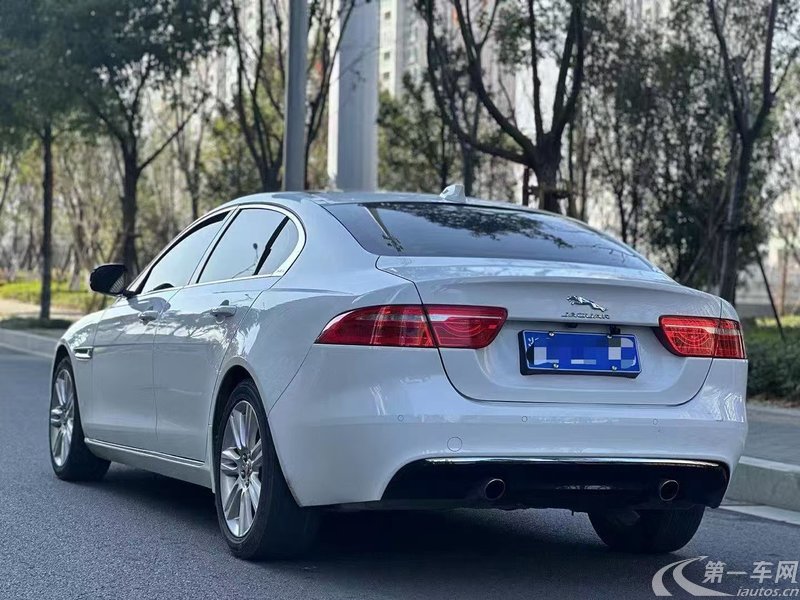 捷豹XE [进口] 2018款 2.0T 自动 200PS-R-SPORT运动版 