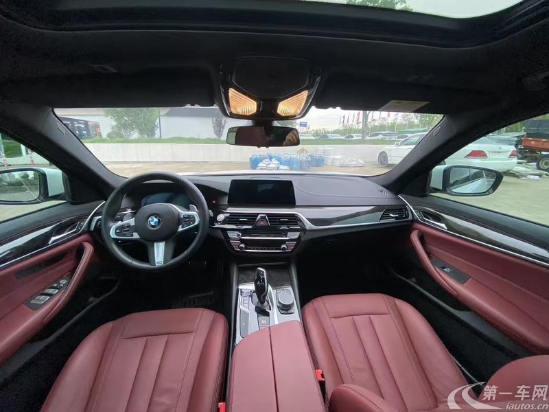 宝马5系 530Li 2019款 2.0T 自动 汽油 尊享型M运动套装 (国Ⅴ) 