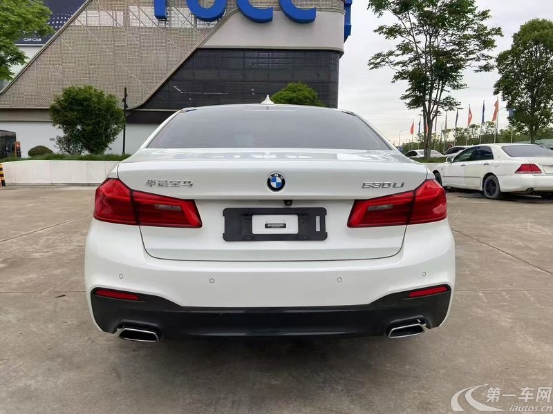 宝马5系 530Li 2019款 2.0T 自动 汽油 尊享型M运动套装 (国Ⅴ) 