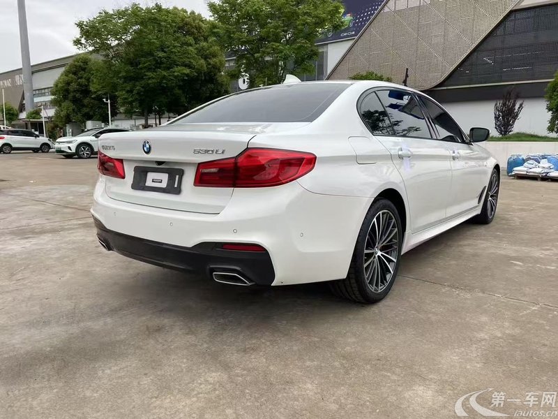 宝马5系 530Li 2019款 2.0T 自动 汽油 尊享型M运动套装 (国Ⅴ) 