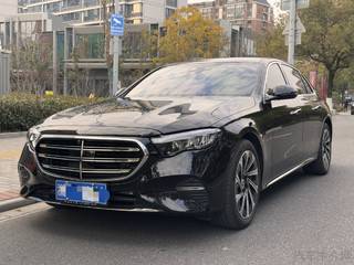 奔驰E级 300L 2.0T 自动 改款豪华型 