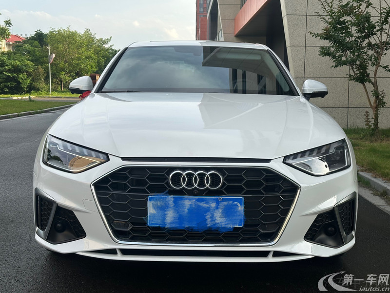 奥迪A4L 2024款 2.0T 自动 时尚动感型 (国Ⅵ) 