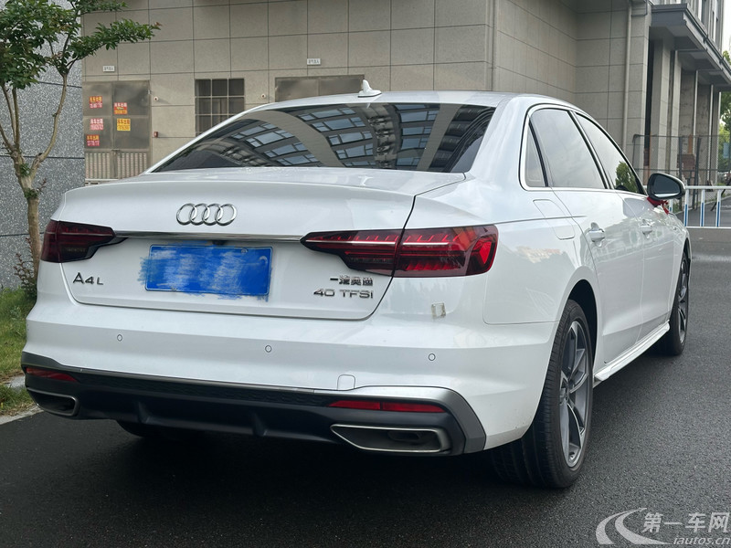 奥迪A4L 2024款 2.0T 自动 时尚动感型 (国Ⅵ) 