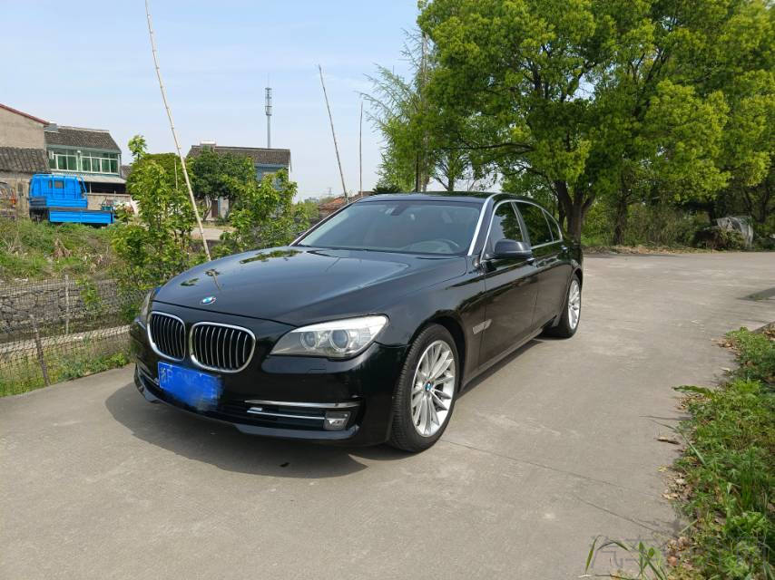 宝马7系 740Li [进口] 2013款 3.0T 自动 汽油 豪华型价格0万