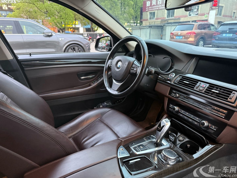 宝马5系 525Li 2017款 2.0T 自动 汽油 豪华设计套装 (国Ⅴ) 