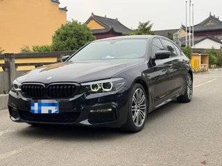 宝马5系 530Li 2.0T 自动 尊享型豪华套装 