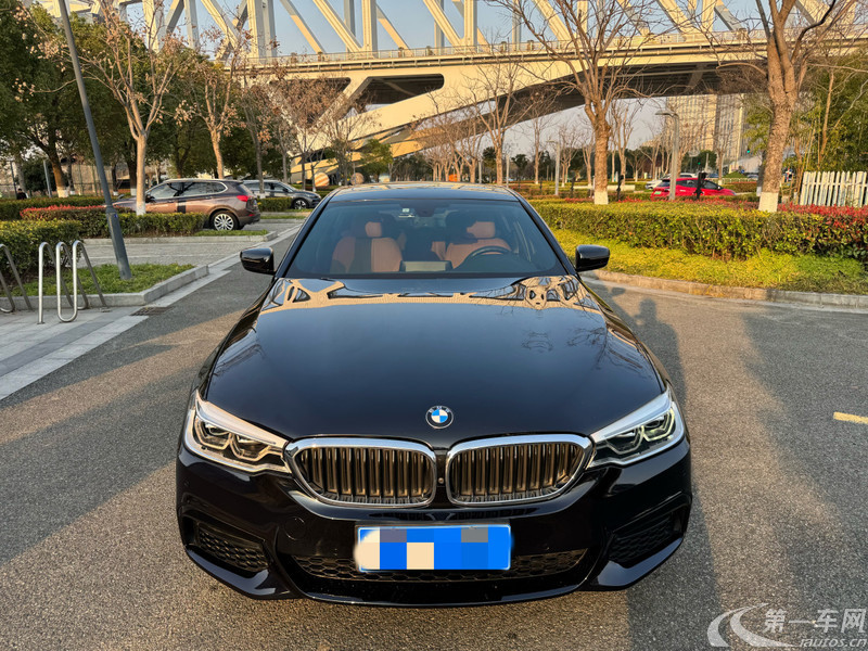 宝马5系 530Li 2019款 2.0T 自动 汽油 尊享型M运动套装 (国Ⅴ) 