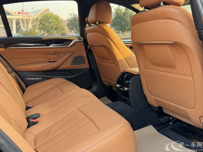 宝马5系 530Li 2019款 2.0T 自动 汽油 尊享型M运动套装 (国Ⅴ) 