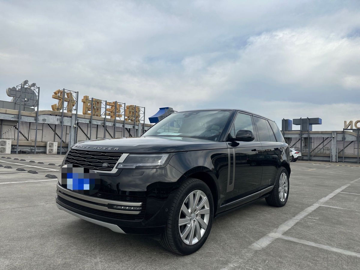 路虎揽胜 [进口] 2022款 3.0T 自动 四驱 P400二手车 二手HSE行政版欧规版平行进口价格0万