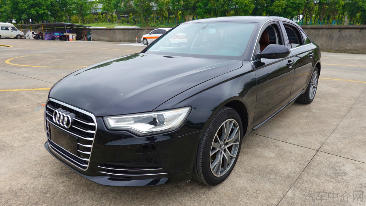 奥迪A6L TFSI 2012款 2.0T 自动 标准型 价格0万