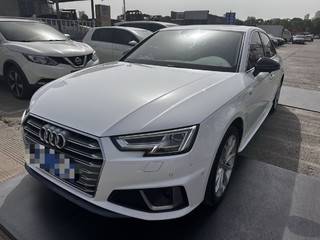 奥迪A4L 40TFSI 