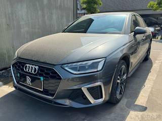 奥迪A4L 35TFSI 2.0T 自动 时尚动感型 