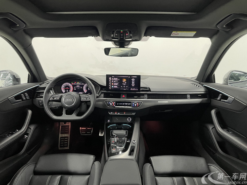 奥迪A4L 2024款 2.0T 自动 quattro-RS套件燃速型 (国Ⅵ) 