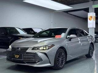 丰田亚洲龙 2.0L 自动 XLE尊享版 