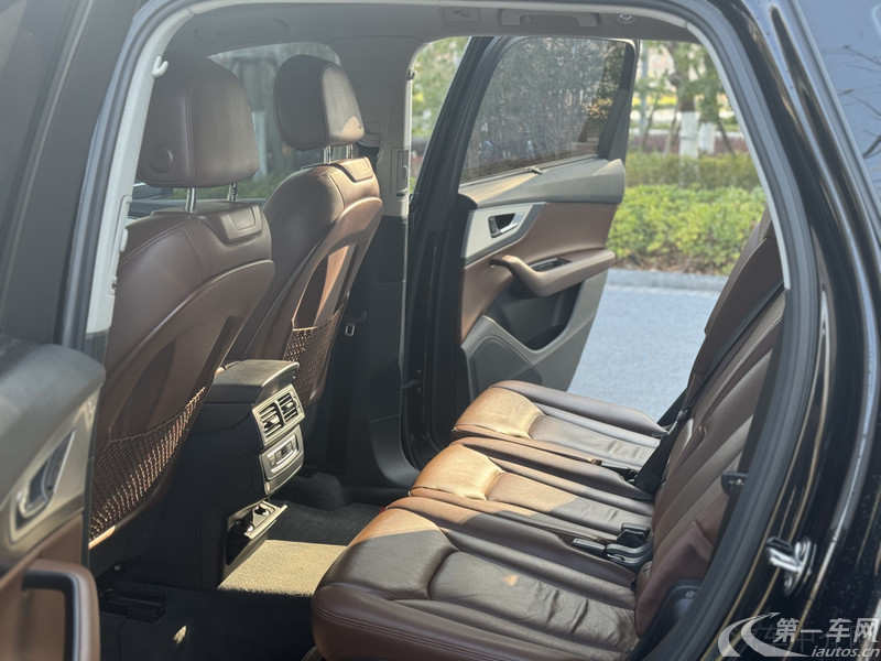 奥迪Q7 45 [进口] 2016款 3.0T 自动 技术型 