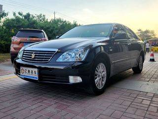 丰田皇冠 2.5L 