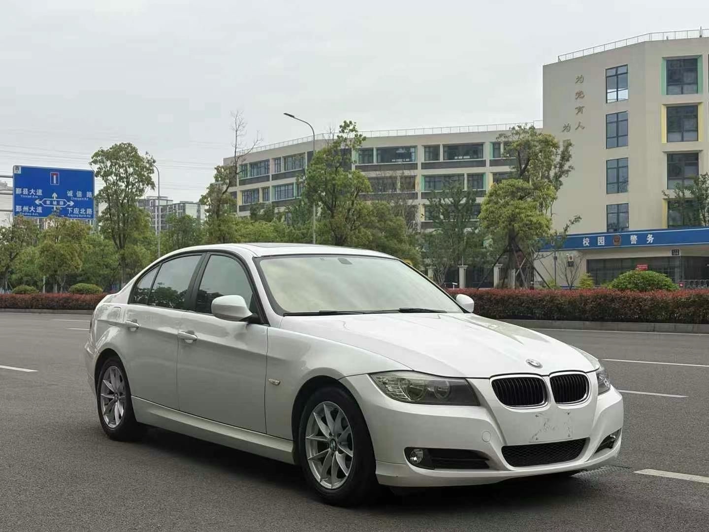 宝马3系 318i 2011款 2.0L 自动 汽油 领先型 价格0万 