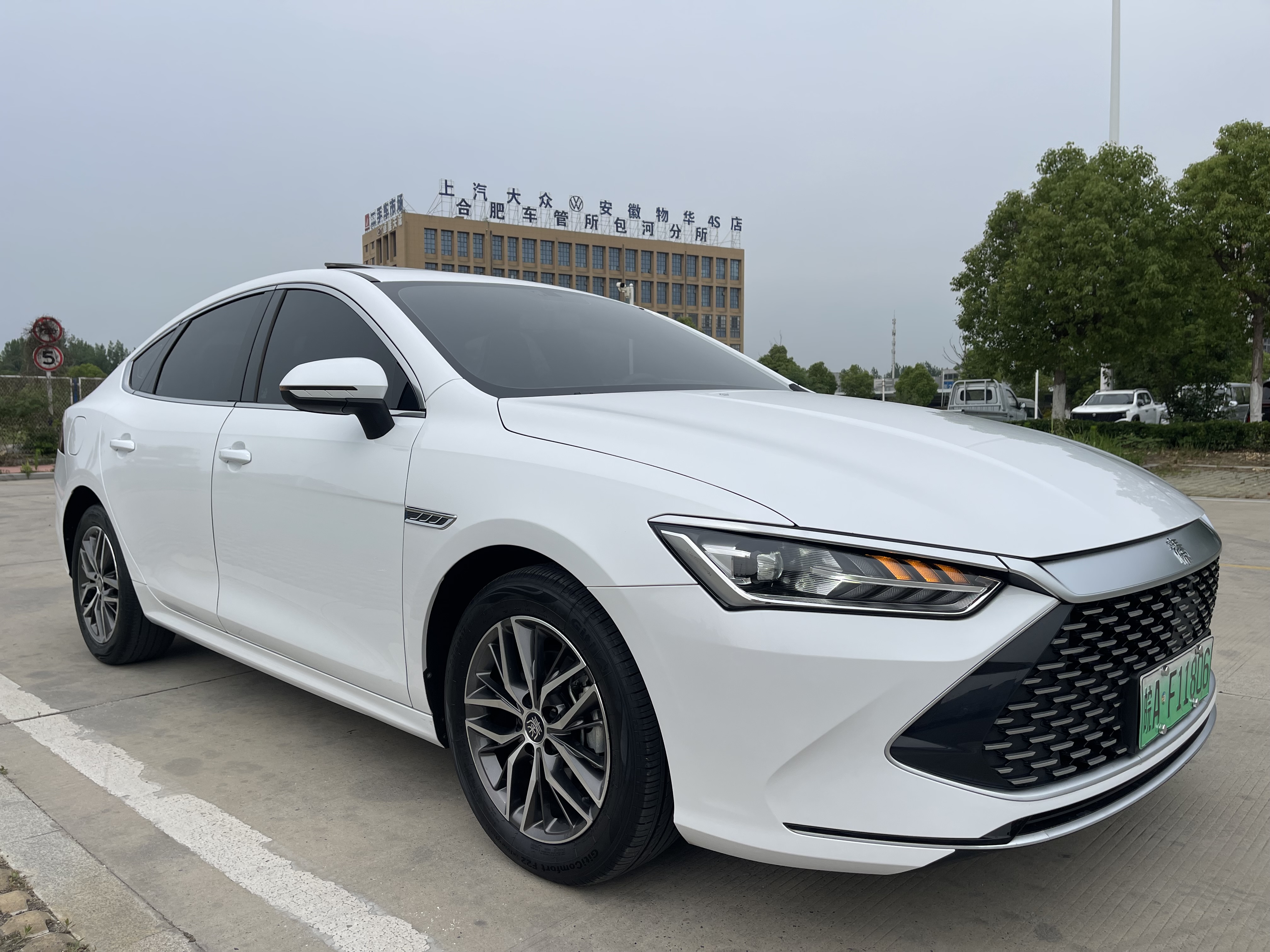 比亚迪秦PLUS 2021款 1.5L 自动 旗舰型 价格0万 