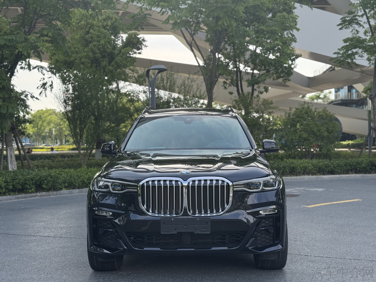 宝马X7 40i [进口] 2019款 3.0T 自动 标准型中东版平行进口价格0万 