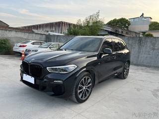 宝马X5 40i 
