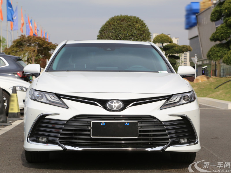 丰田凯美瑞 2023款 2.0L 自动 豪华版 (国Ⅵ) 