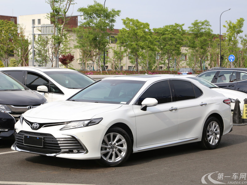 丰田凯美瑞 2023款 2.0L 自动 豪华版 (国Ⅵ) 